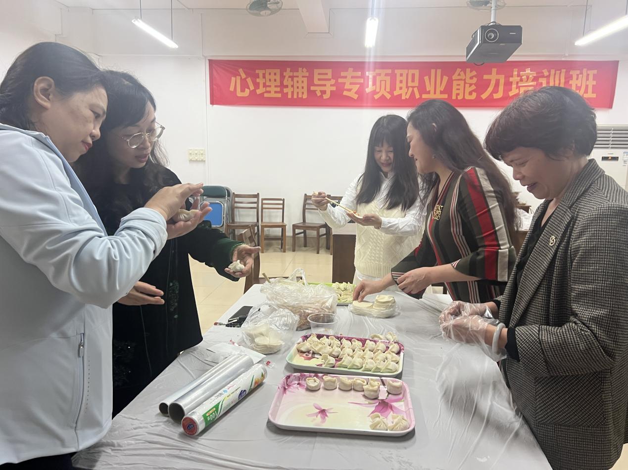 说明: 5625f7633e9c61a470a57851a489d9a 说明: 5625f7633e9c61a470a57851a489d9a